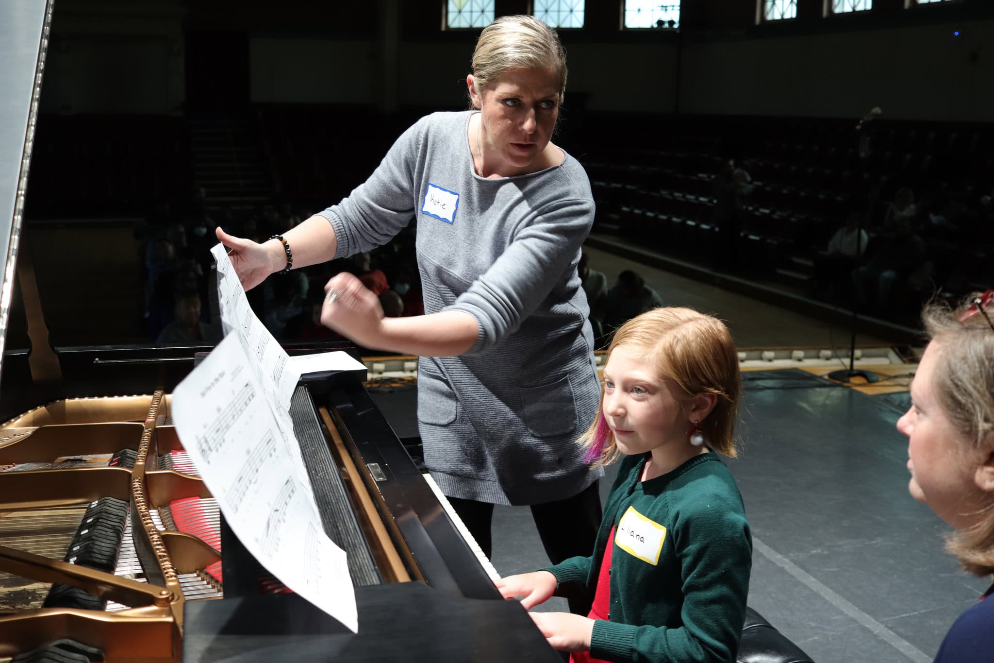 483742960_2960882684073940_1367315086288094862_n